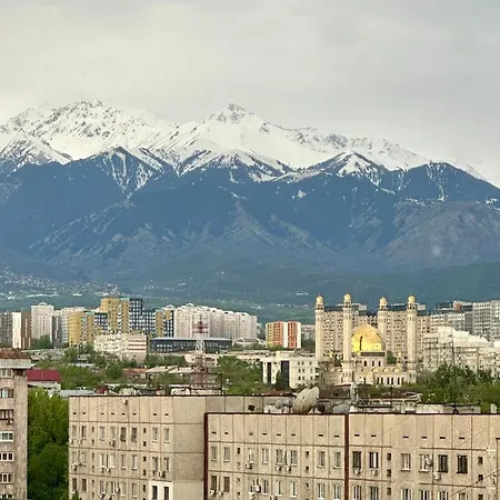 Стильная Квартира В Алматы Exterior photo